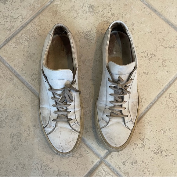 Common Projects Men’s White Sneakers - Picture 3 of 6